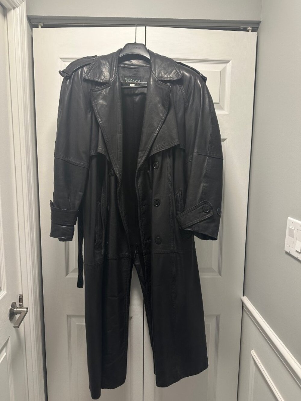 42-44 regular to tall full length leather high quality trench purchased 1984